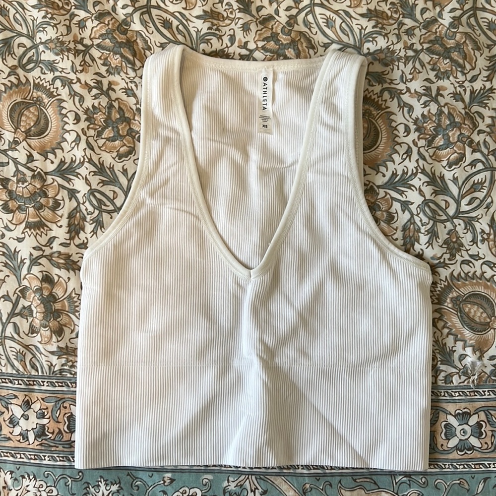 Athleta aurora ribbed seamless vneck tank